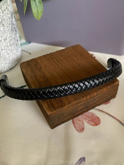 Men's Braided Leather Bracelet