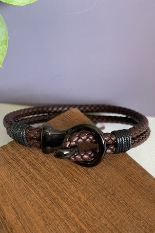 Men's Polished Hook Clasp Leather Bracelet