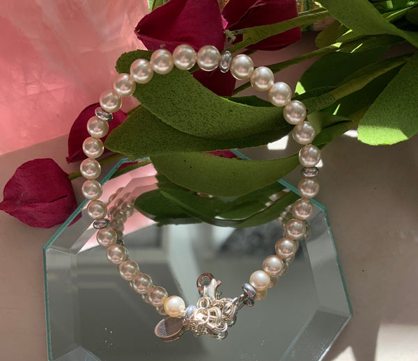 Everly Pearl Bracelet